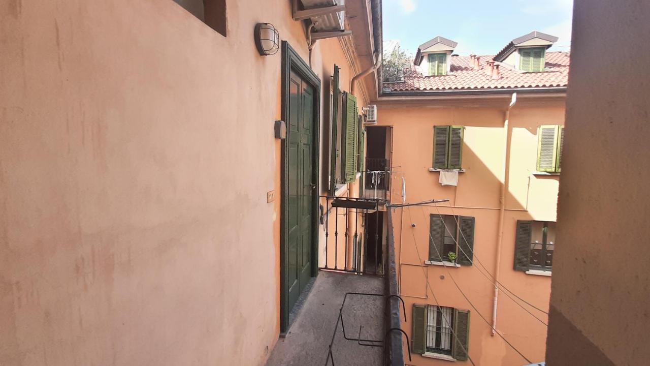 Joivy Light Isola Studio Milan Exterior photo